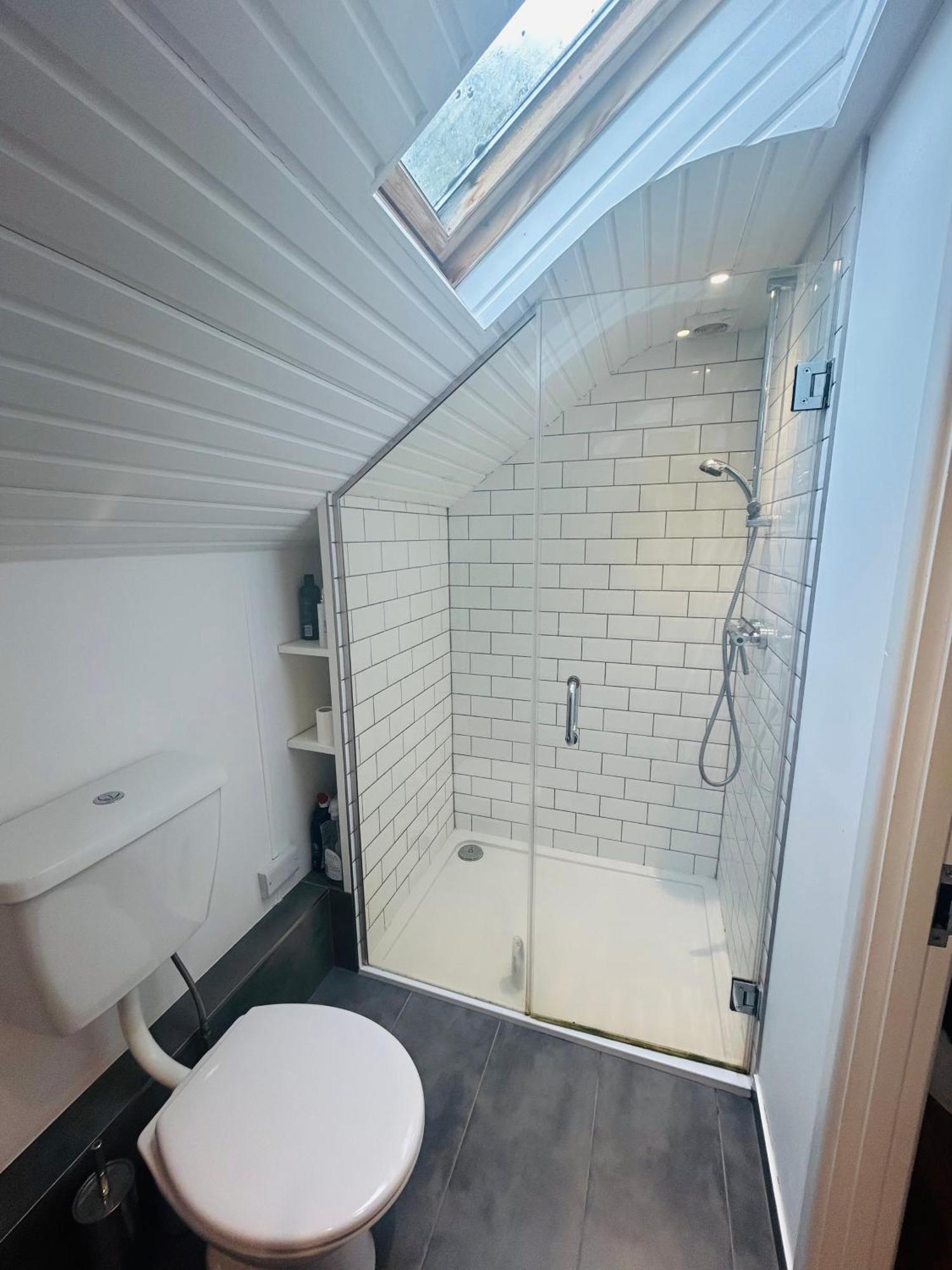 Glastonbury Festival En-Suite Studio With Kitchenette - 2 Miles To Site Eksteriør billede